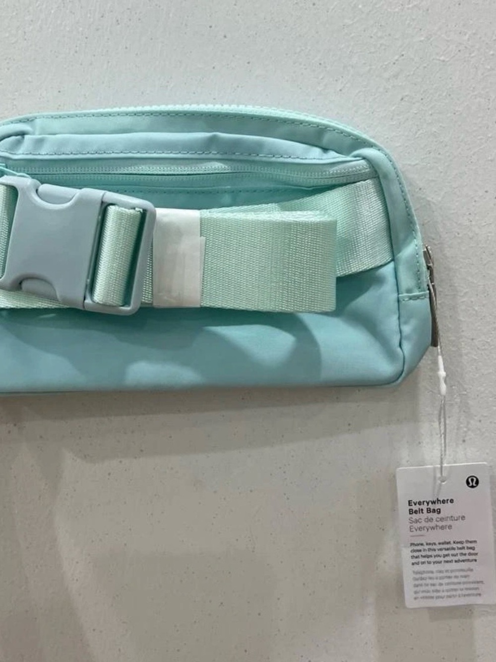 Lululemon Everywhere Belt Bag 1L Wathet NWT Rare Color - Picture 2 of 9